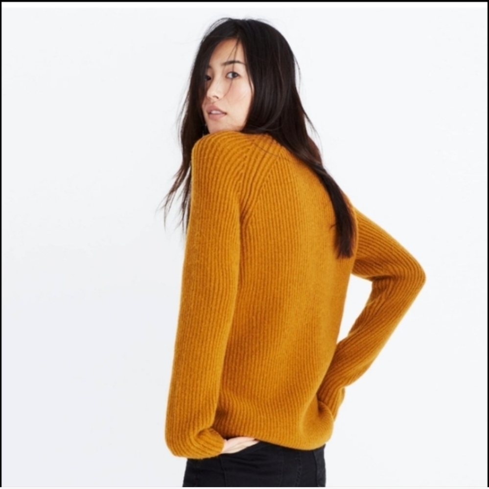 Madewell Northfield Mock Neck Sweater in Golden Harvest - Size XS - Picture 2 of 10